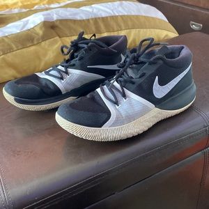 NIKE ZOOM ASSERSION SIZE 10